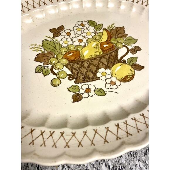Vintage Holiday Vernon Ware By Metlox Fruit Basket Oval Serving Platter - Picture 2 of 5